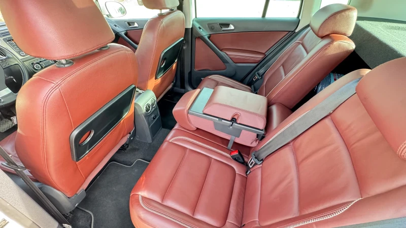 VW Tiguan 200ks GAZ, снимка 13 - Автомобили и джипове - 53035936