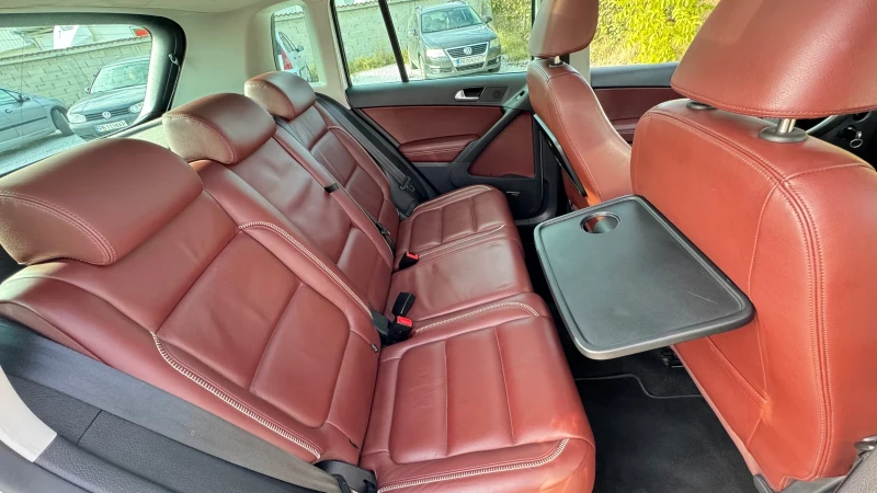 VW Tiguan 200ks GAZ, снимка 11 - Автомобили и джипове - 53035936