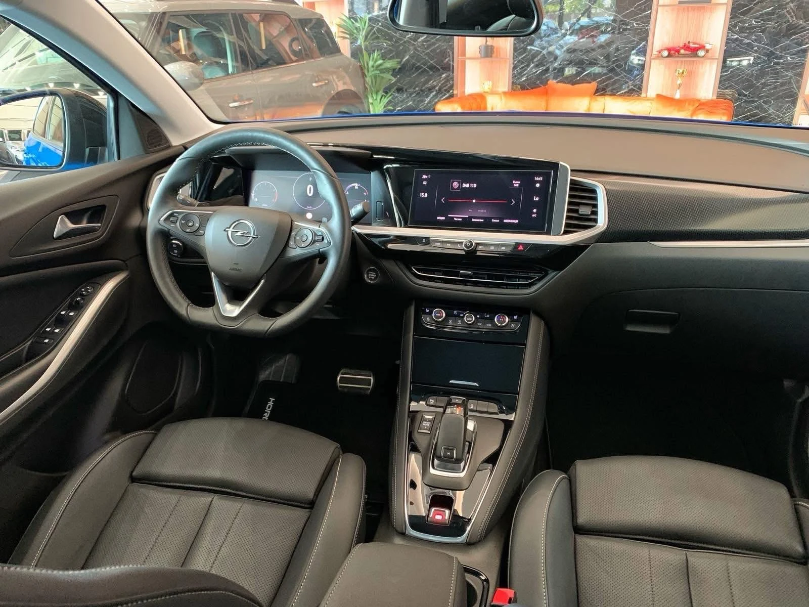 Opel Grandland  - изображение 8
