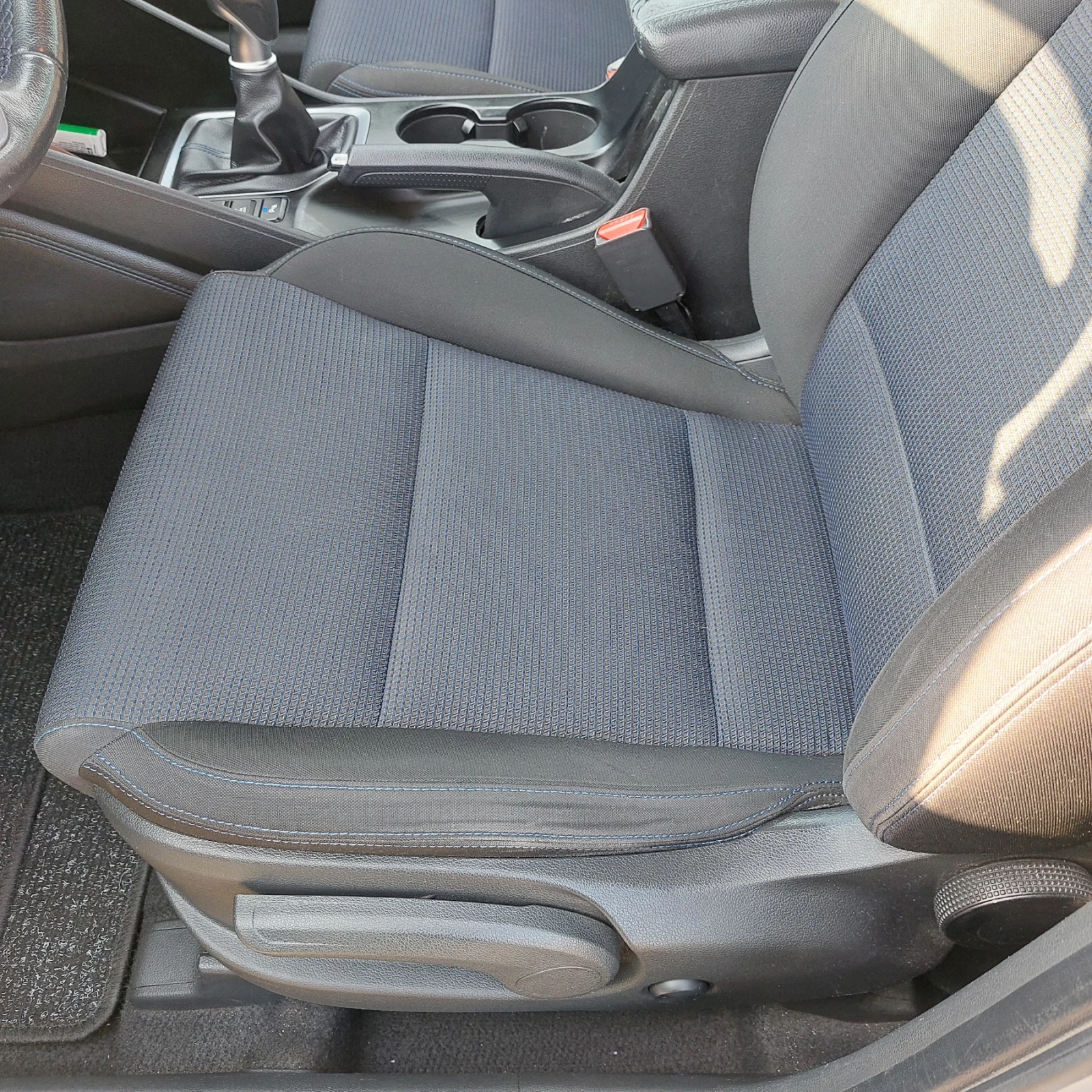 Hyundai Tucson 2.0 - изображение 9