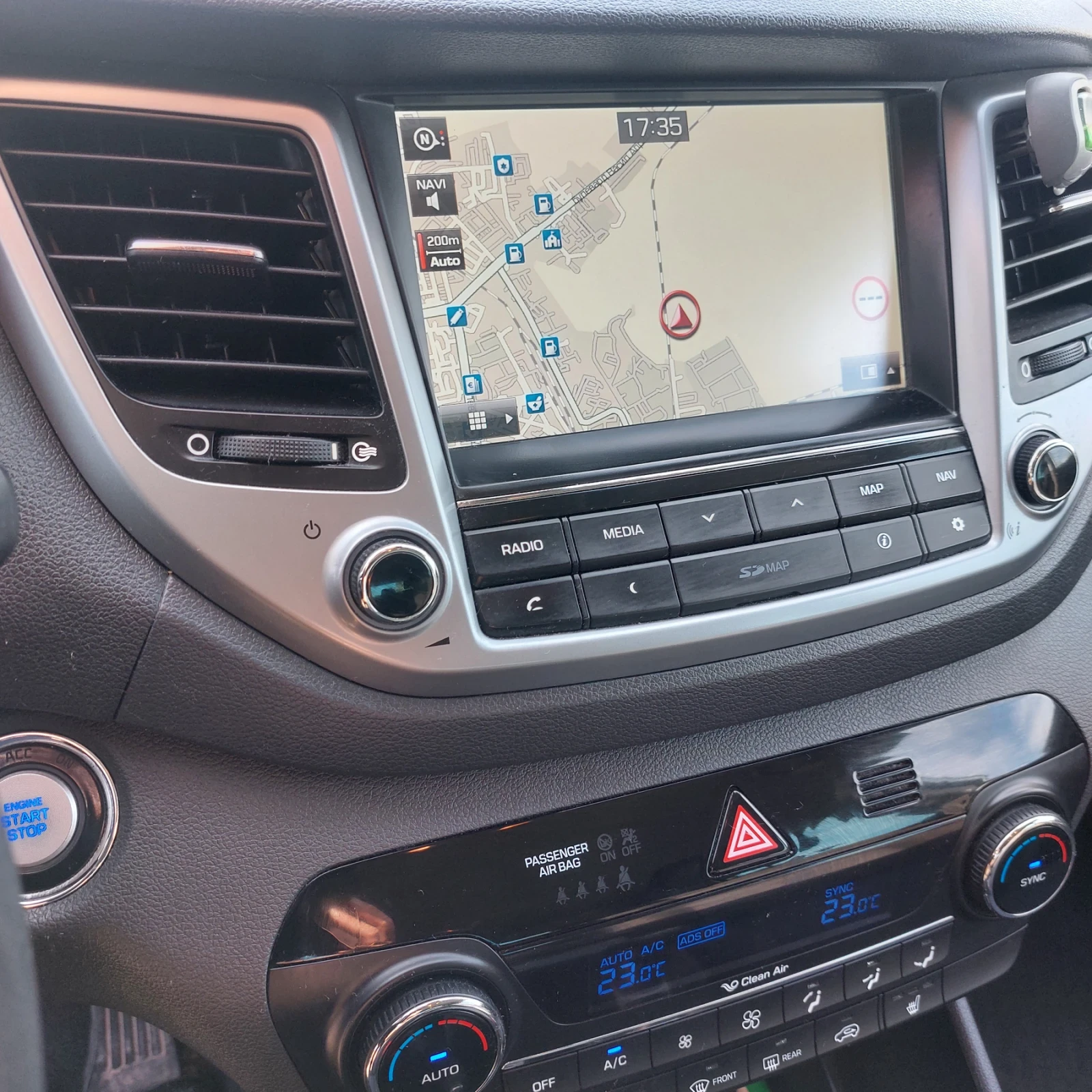 Hyundai Tucson 2.0 - изображение 7