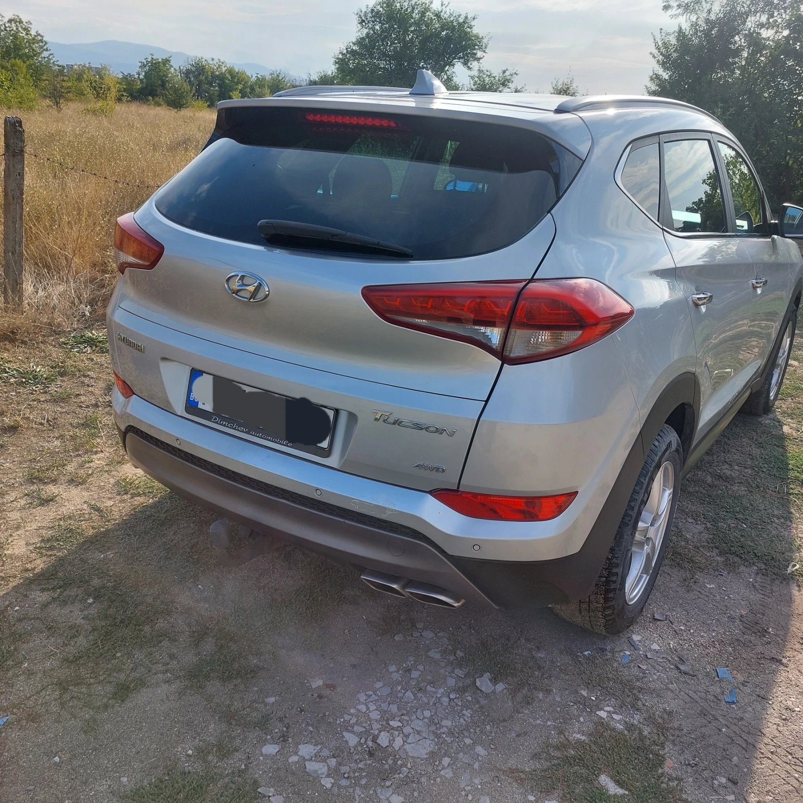 Hyundai Tucson 2.0 - изображение 4