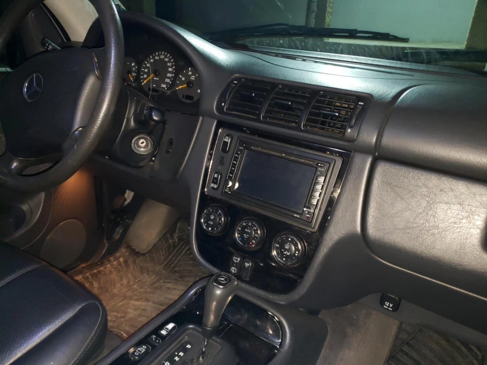 Mercedes-Benz ML 270  - изображение 6