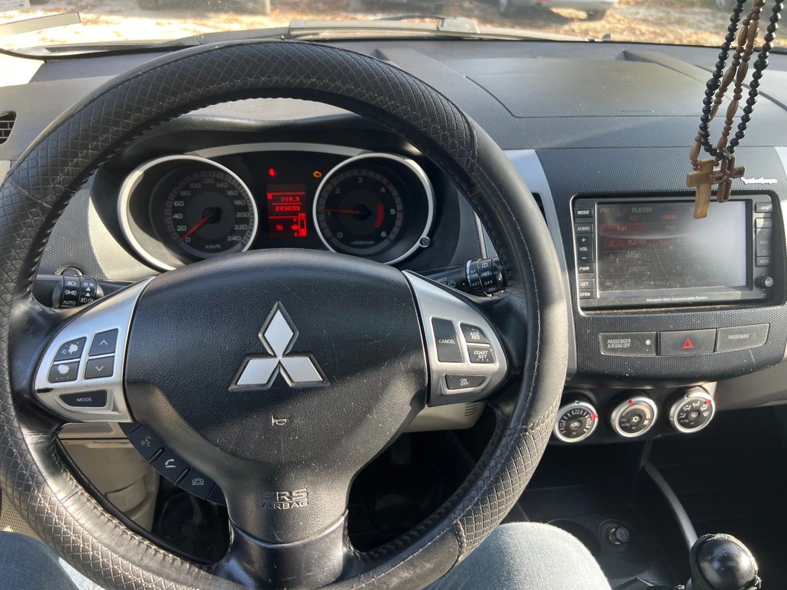 Mitsubishi Outlander  - изображение 8