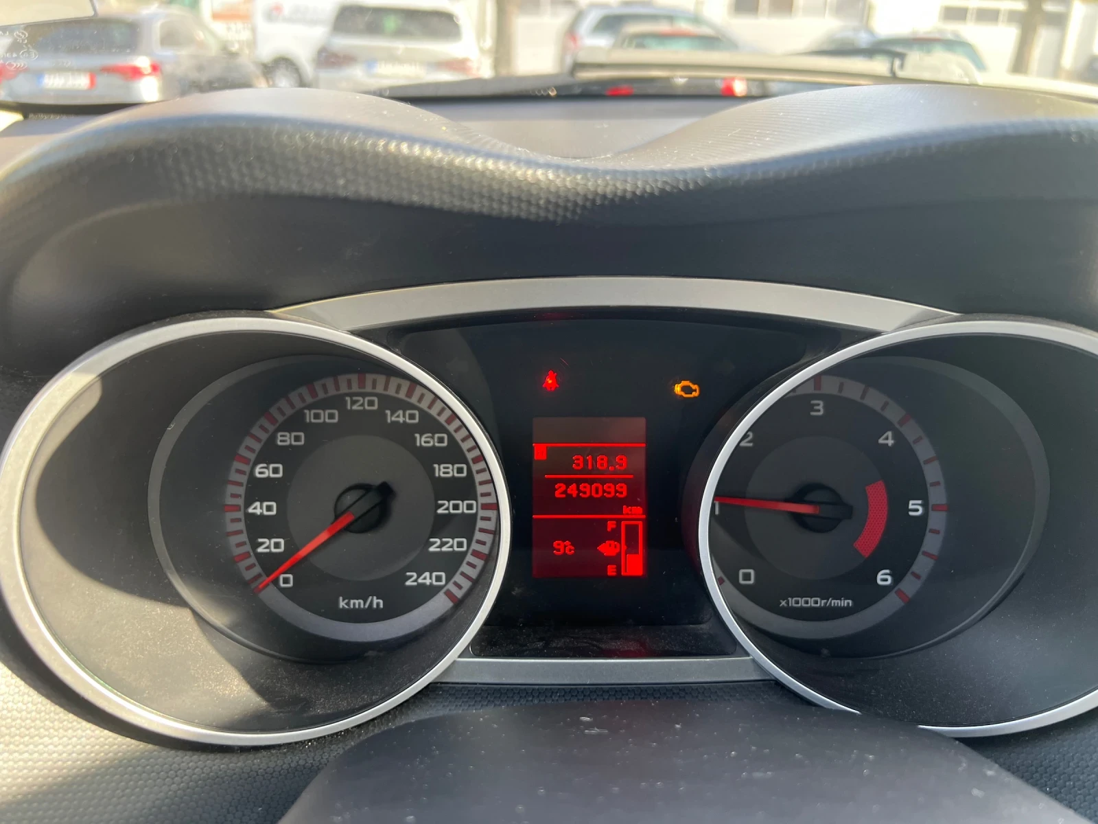 Mitsubishi Outlander  - изображение 9