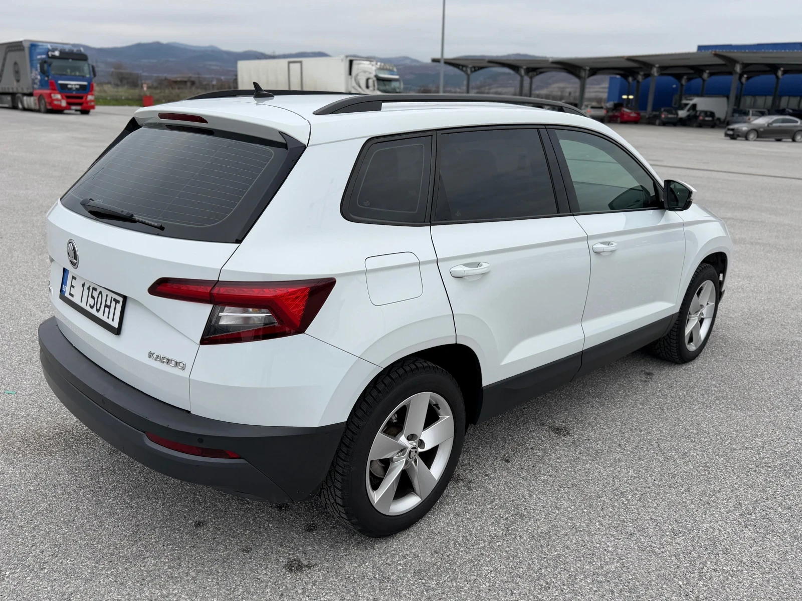 Skoda Karoq FULL LED MATRIX /// AUTOMAT  - изображение 4