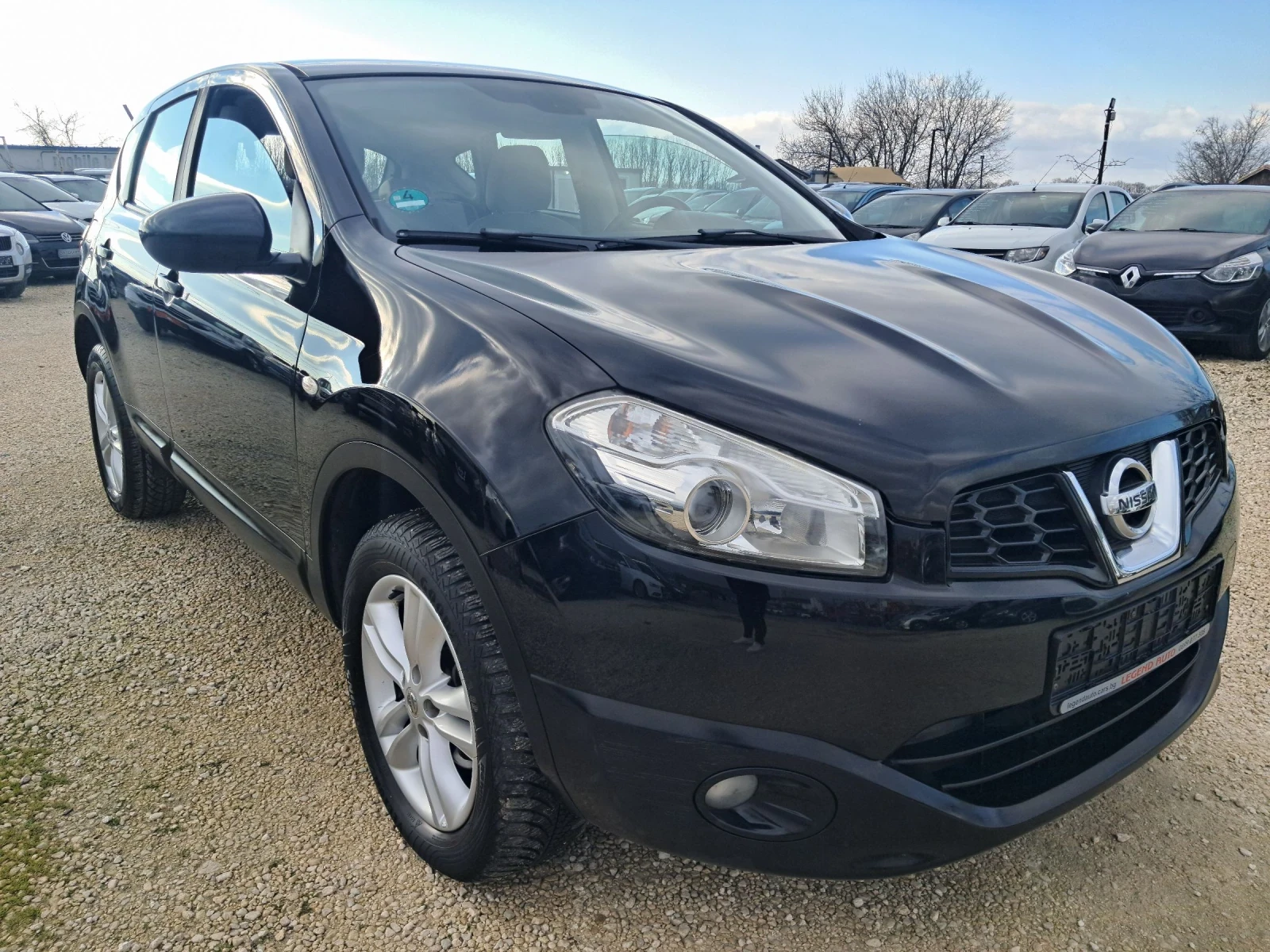 Nissan Qashqai 2.0i 141к.с 4х4 142000км Навигация - изображение 3