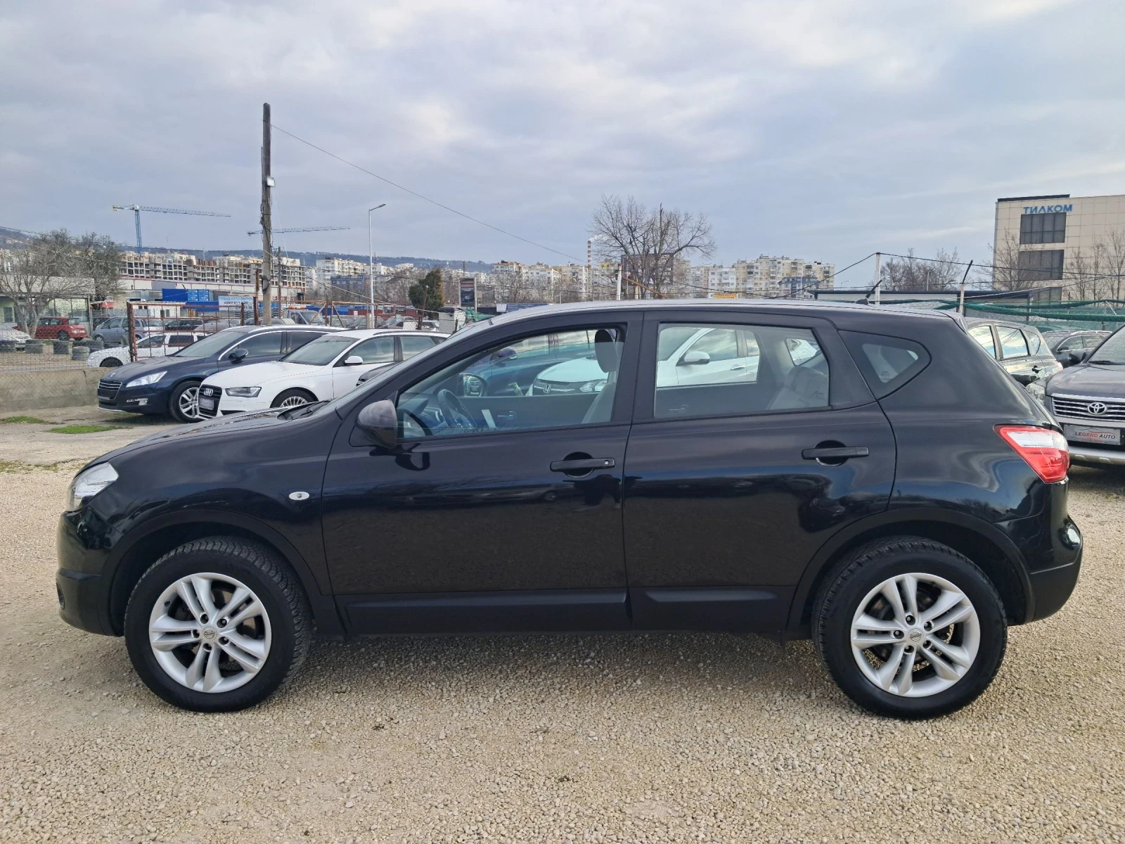 Nissan Qashqai 2.0i 141к.с 4х4 142000км Навигация - изображение 5