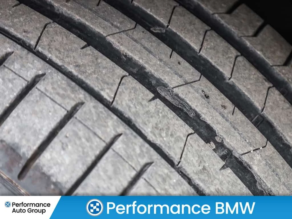 BMW X5 * 3 Row Seating 2 Axle Air | M Sport | Prem Enhanc, снимка 12 - Автомобили и джипове - 53812431