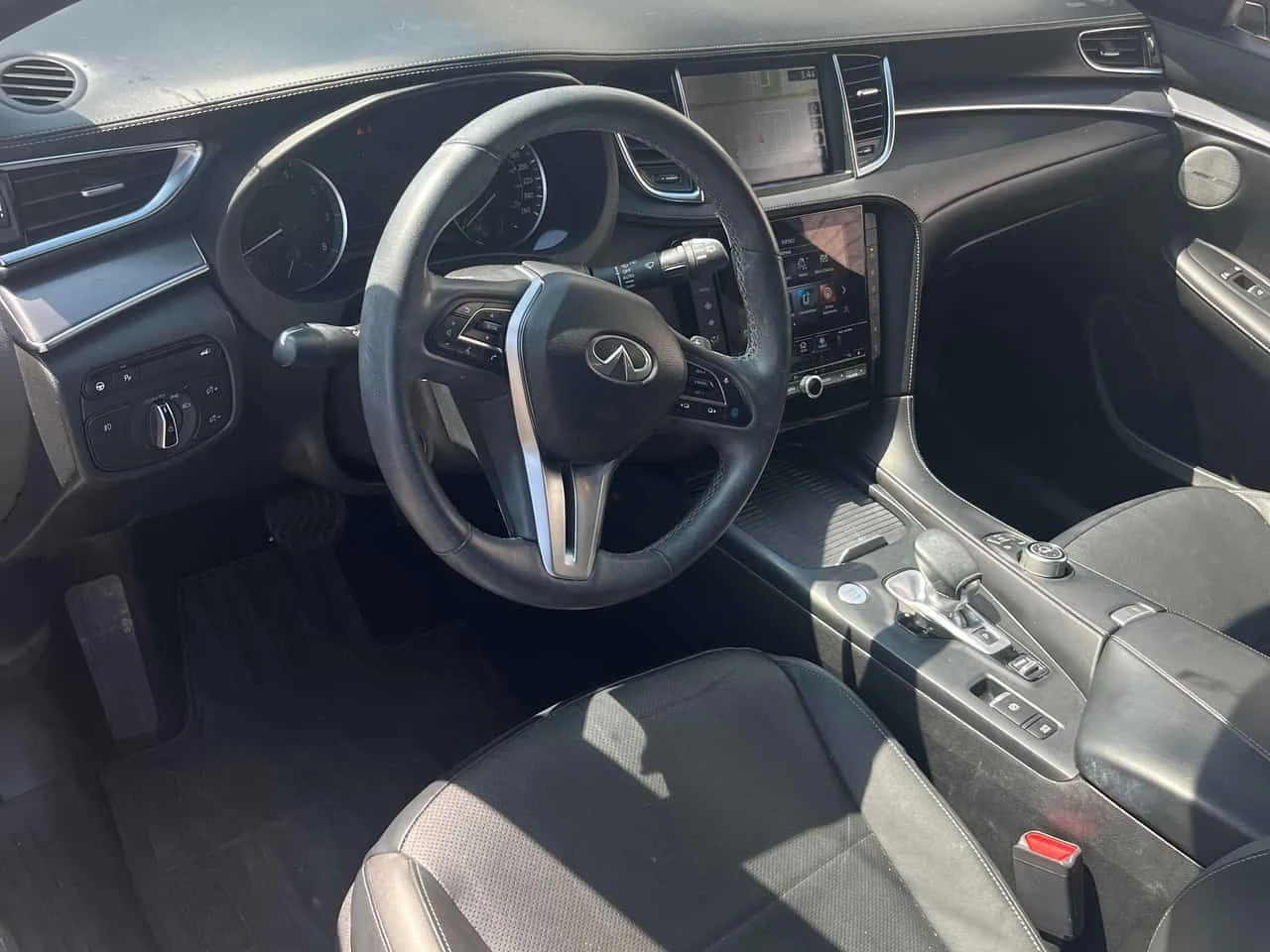 Infiniti QX56 QX55| BOSE| ОБДУХВАНЕ| PANORAMA| 2 KЛЮЧА| , снимка 5 - Автомобили и джипове - 54628453