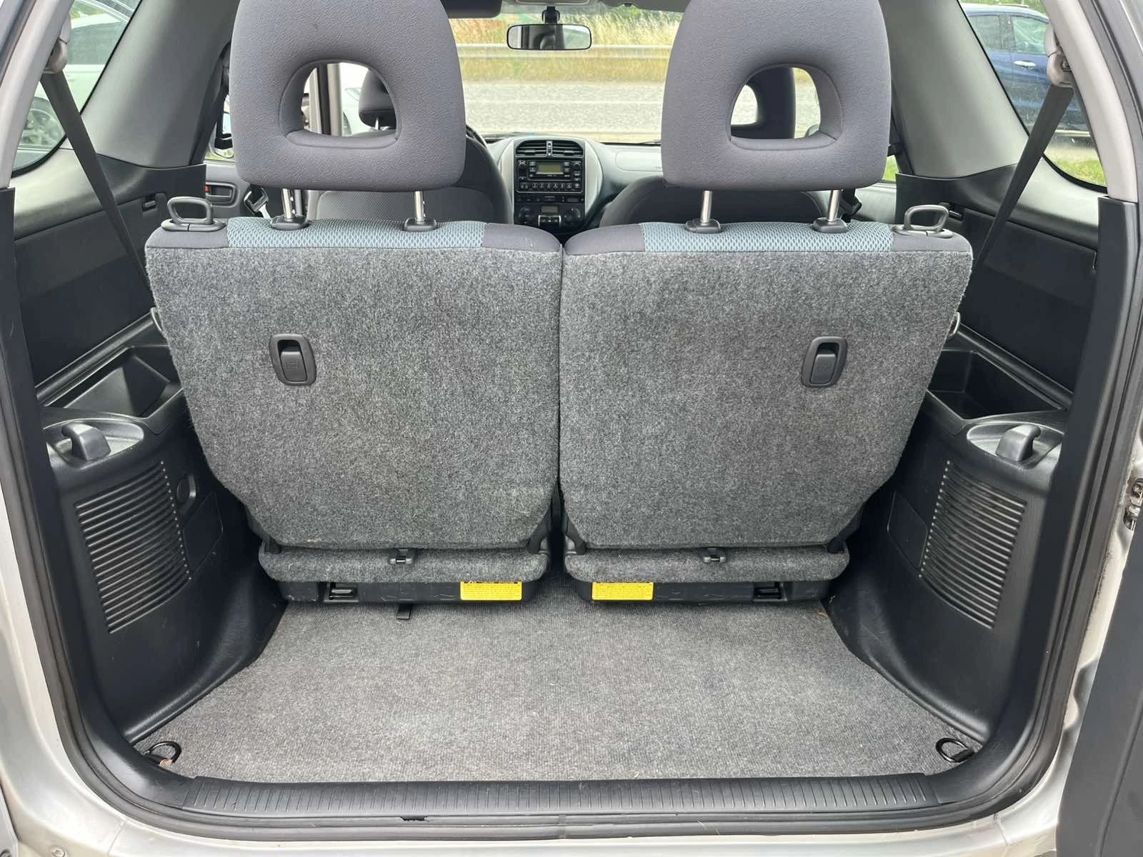Toyota Rav4 FACE 2.0D4D 116кс 4Х4 КЛИМАТРОНИК ВНОС ИТАЛИЯ, снимка 13 - Автомобили и джипове - 54744247