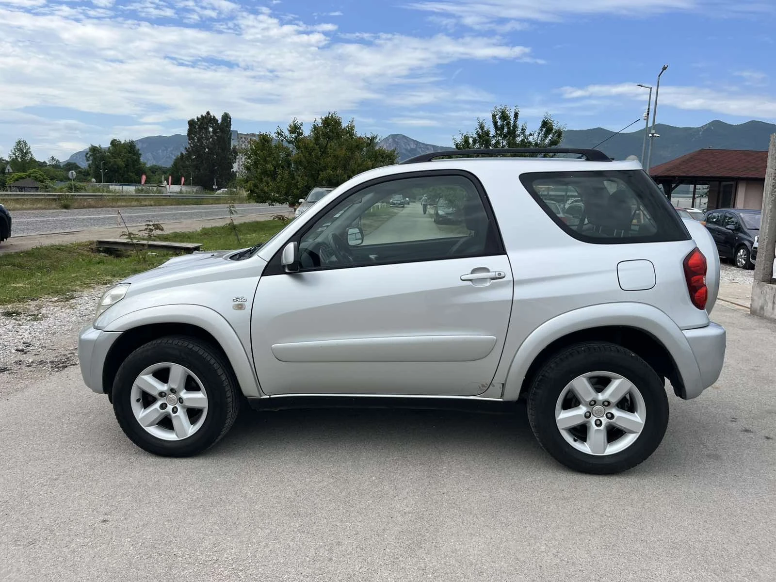Toyota Rav4 FACE 2.0D4D 116кс 4Х4 КЛИМАТРОНИК ВНОС ИТАЛИЯ, снимка 6 - Автомобили и джипове - 54744247