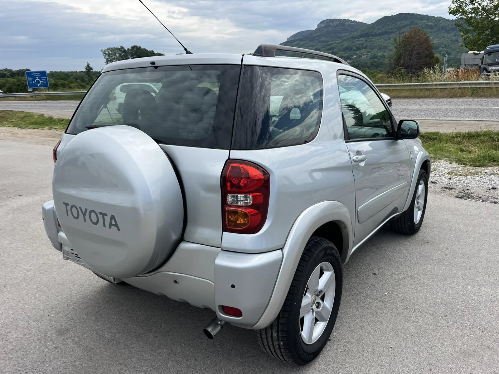 Toyota Rav4 FACE 2.0D4D 116кс 4Х4 КЛИМАТРОНИК ВНОС ИТАЛИЯ, снимка 4 - Автомобили и джипове - 54744247
