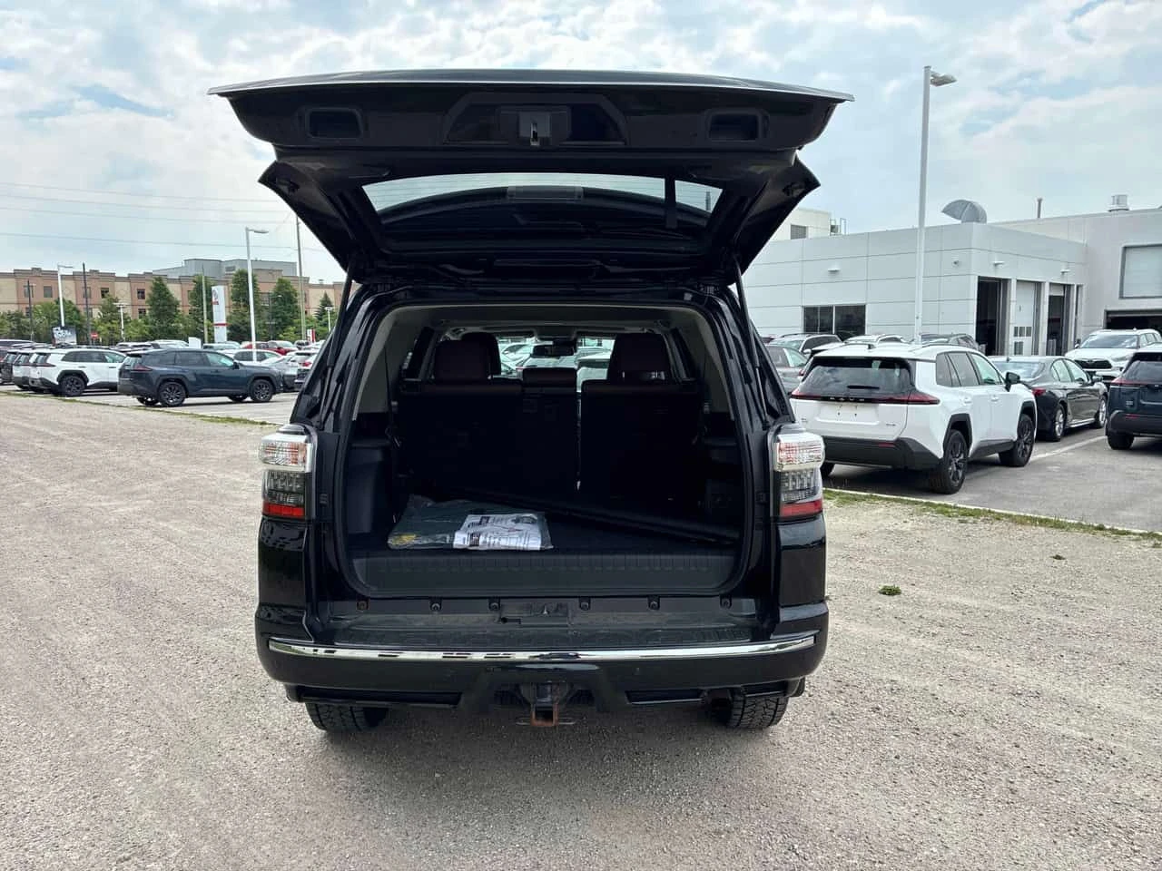 Toyota 4runner | ОТ ГЛАВНО ПРЕДСТАВИТЕЛСТВО| КЛИПОВЕ| CARFAX, снимка 5 - Автомобили и джипове - 54859605