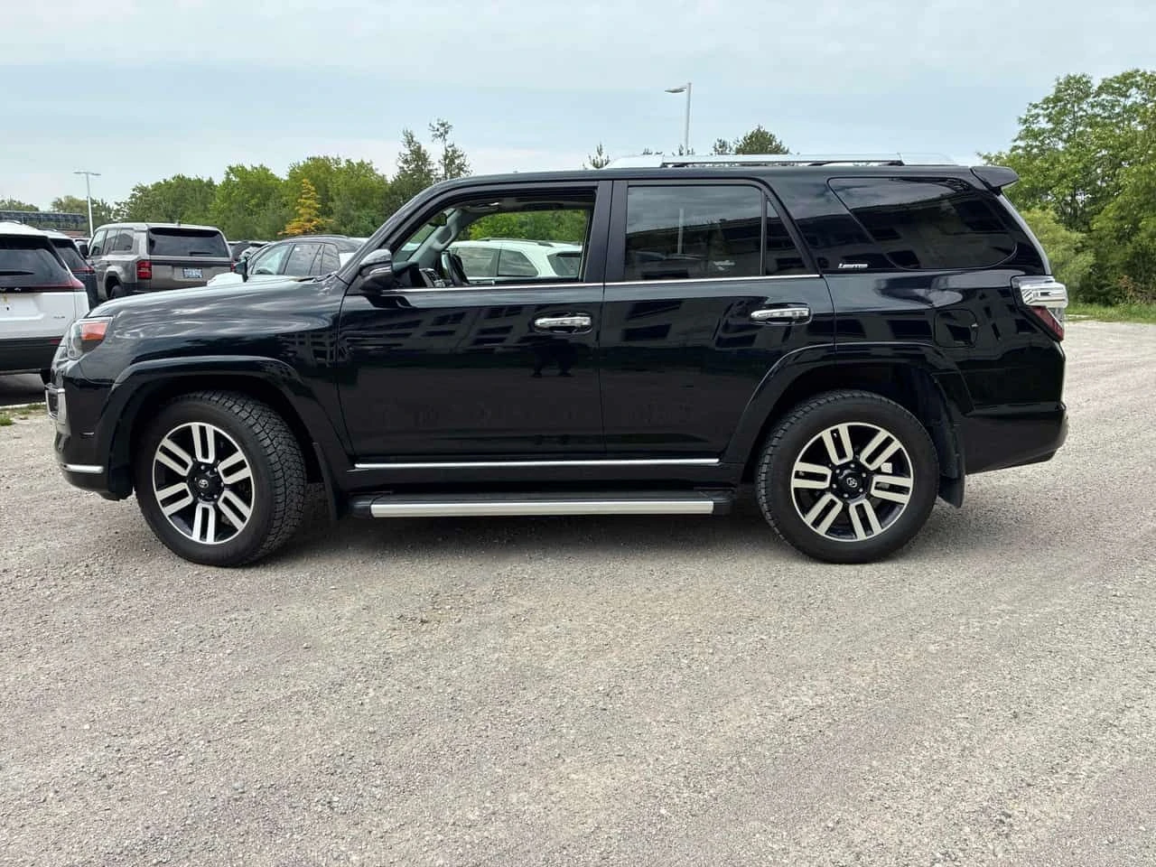 Toyota 4runner | ОТ ГЛАВНО ПРЕДСТАВИТЕЛСТВО| КЛИПОВЕ| CARFAX, снимка 3 - Автомобили и джипове - 54859605
