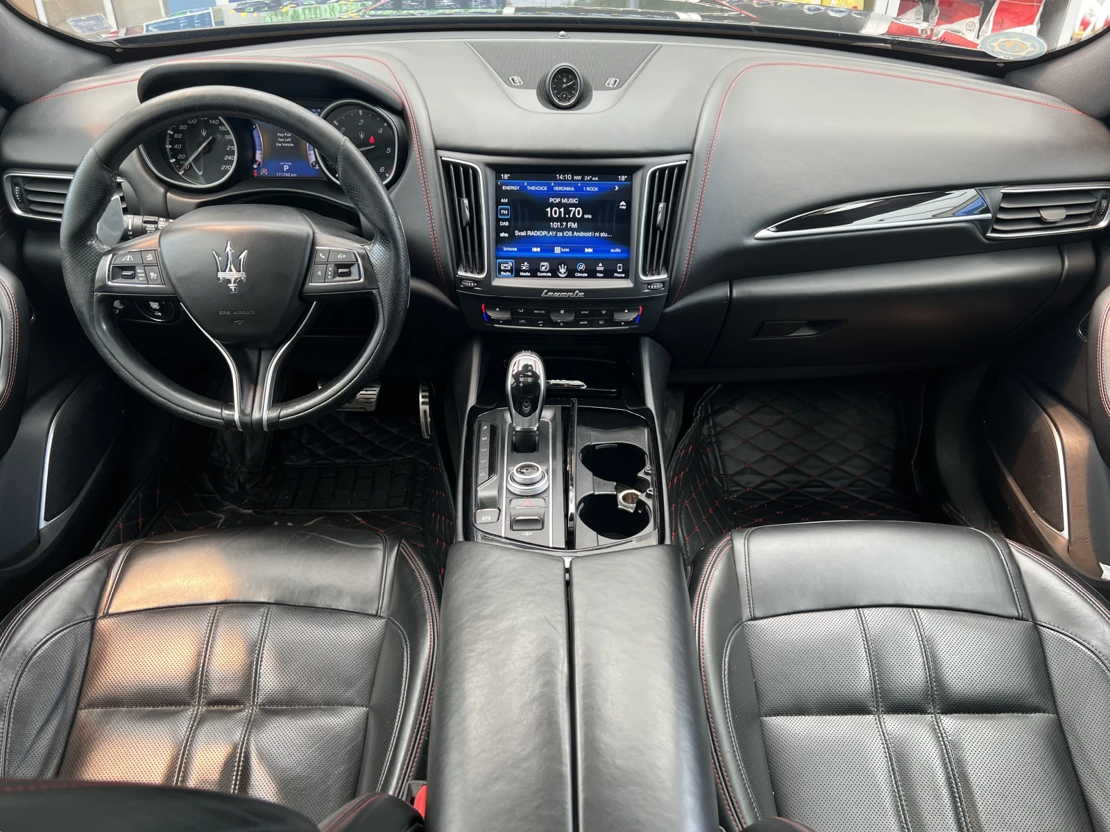 Maserati Levante V6 / AWD / HARMAN-KARDON / BI-XENON / PANO, снимка 12 - Автомобили и джипове - 54996817