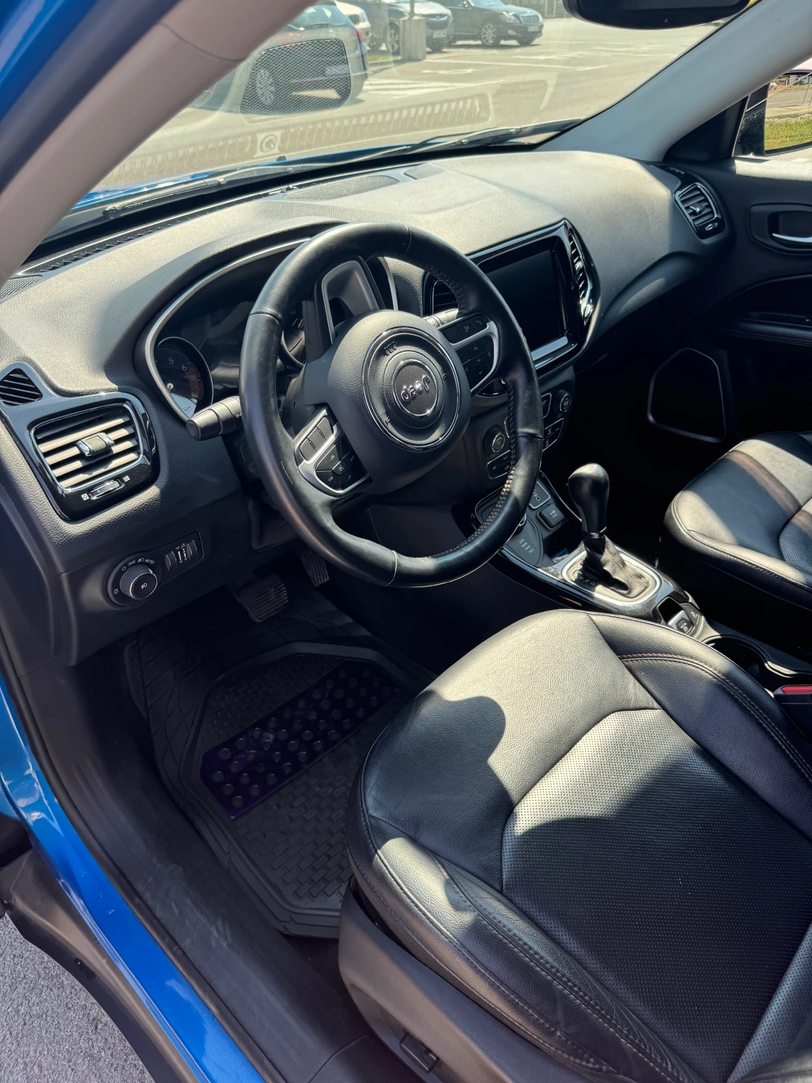 Jeep Compass LIMITED, снимка 9 - Автомобили и джипове - 55159166