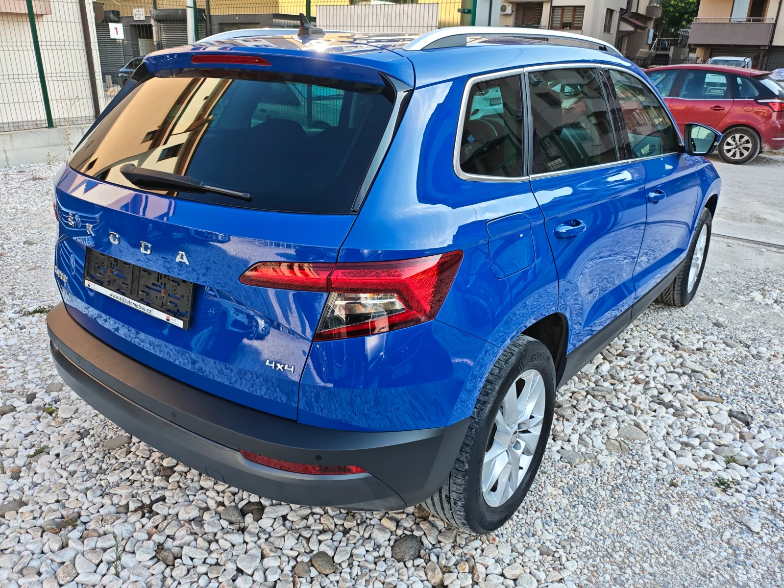 Skoda Karoq 2.0 Tdi 4x4 DSG Style, снимка 5 - Автомобили и джипове - 55435698