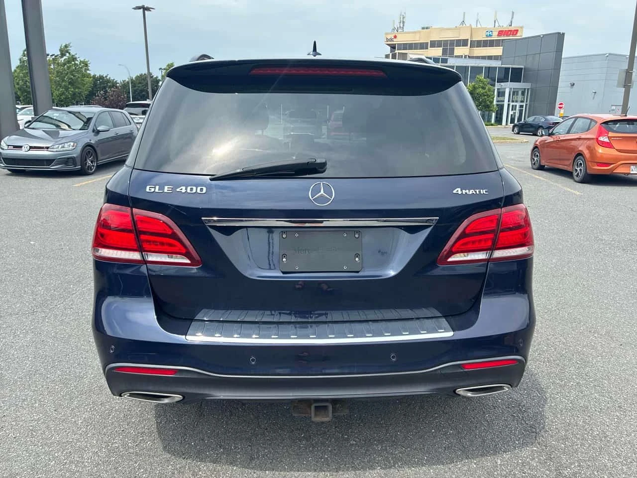 Mercedes-Benz GLE 400 * CARFAX * ЦЕНА ДО БГ, снимка 5 - Автомобили и джипове - 55470757