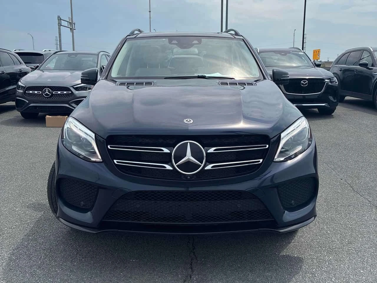 Mercedes-Benz GLE 400 * CARFAX * ЦЕНА ДО БГ, снимка 4 - Автомобили и джипове - 55470757