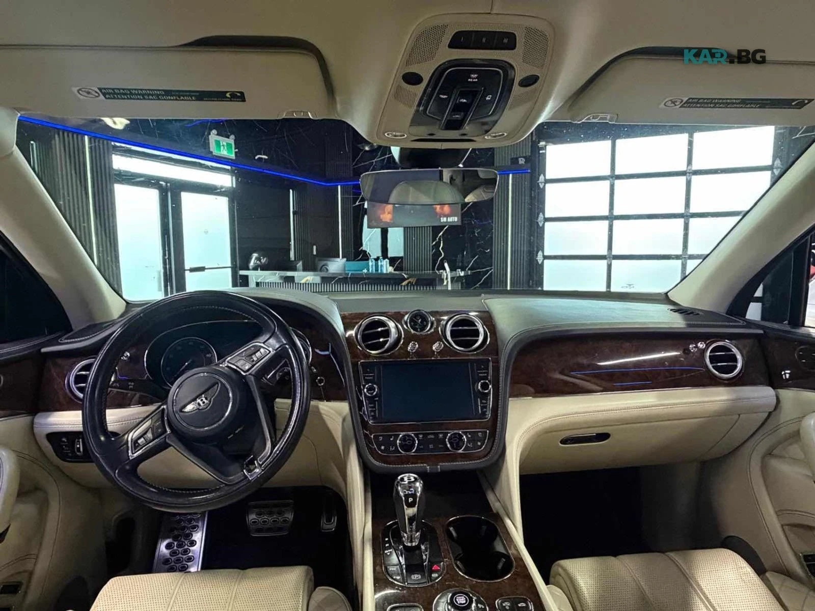 Bentley Bentayga W12 ЦЕНА ДО БЪЛГАРИЯ РЕГИСТРАЦИЯ & АВТОКРЕДИТ, снимка 8 - Автомобили и джипове - 55885474