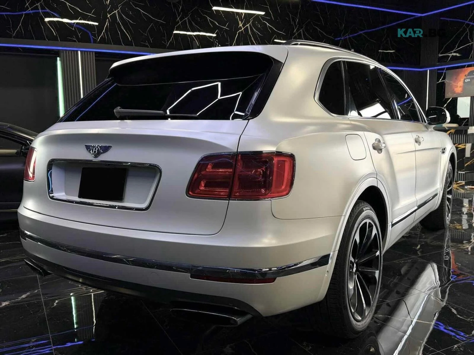 Bentley Bentayga W12 ЦЕНА ДО БЪЛГАРИЯ РЕГИСТРАЦИЯ & АВТОКРЕДИТ, снимка 6 - Автомобили и джипове - 55885474