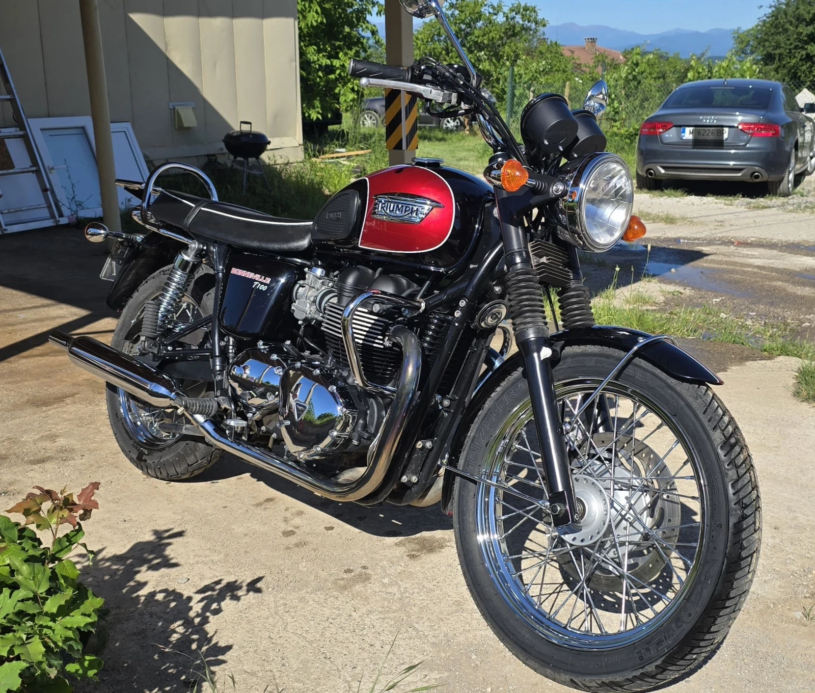 Triumph Bonneville T100
