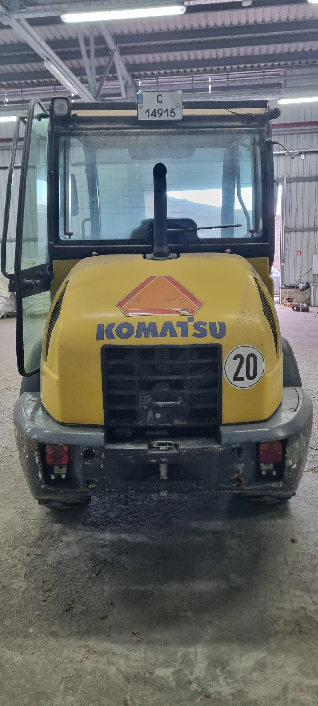 Телескопичен товарач Komatsu WA-70 - изображение 2