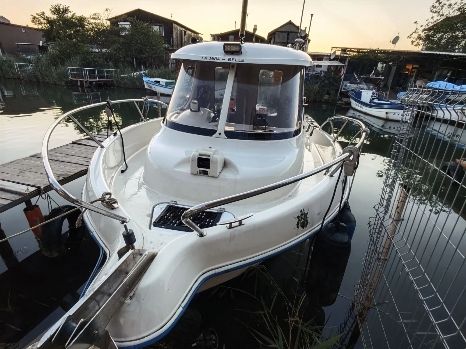 Лодка Quicksilver Pilothouse 580, снимка 4 - Воден транспорт - 55435103