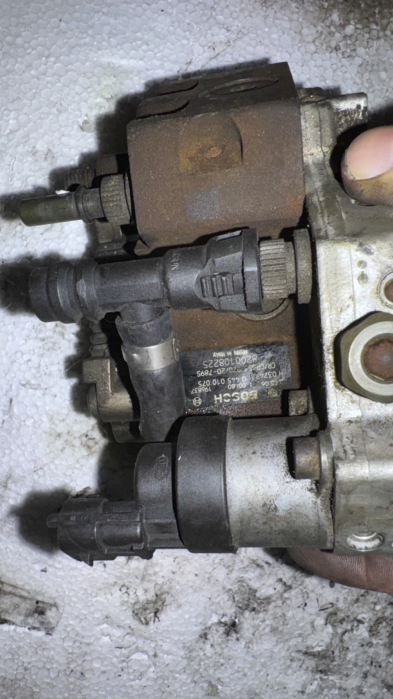 ����� �� ������ �������� (���) �� Volvo V40 2002 - 0445 010 075 , 8200 10 8225 | Mobile.bg � ����������� 3