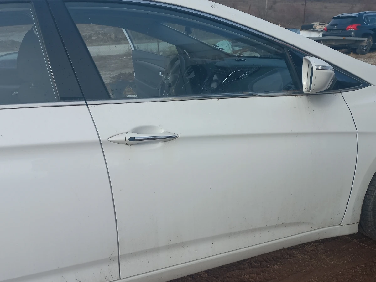     40 (i40) | Mobile.bg   1