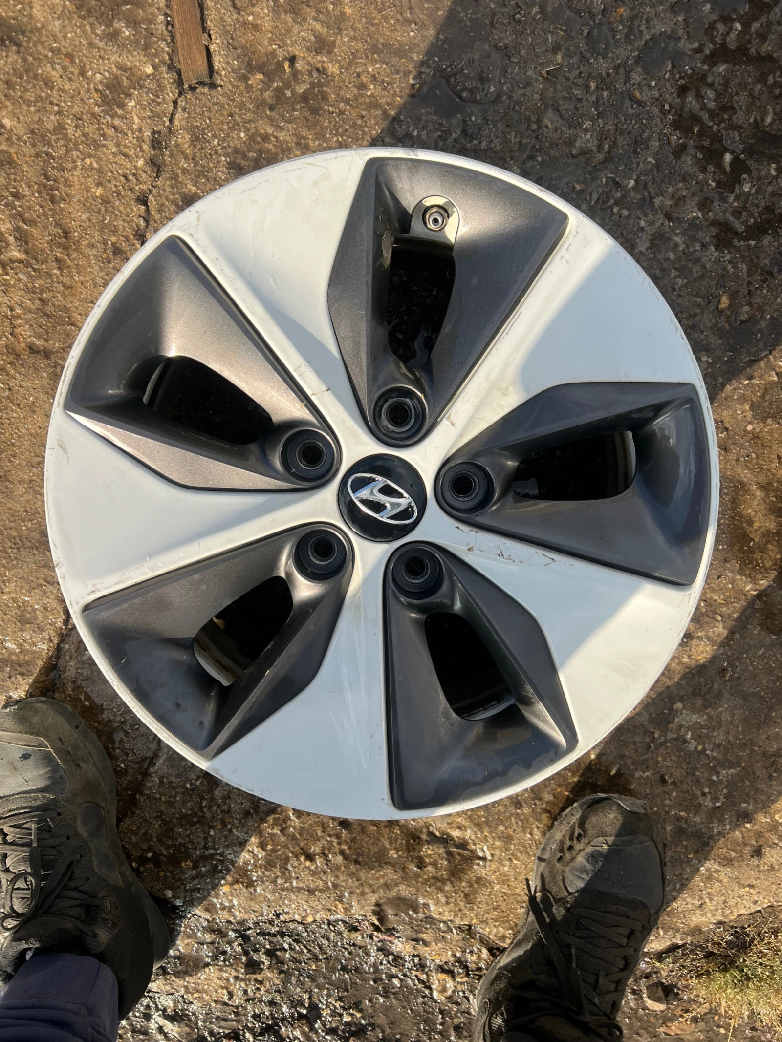   Hyundai Ioniq | Mobile.bg   1