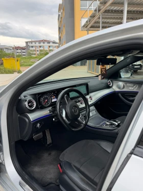 Mercedes-Benz E 220, снимка 8