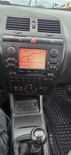 Seat Ibiza 1.4i  - 2700 лв. / 1380.49 € - 72096417 12