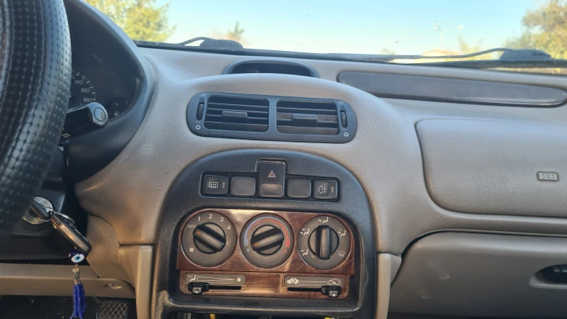 Rover 216 1.6, снимка 8 - Автомобили и джипове - 42818747