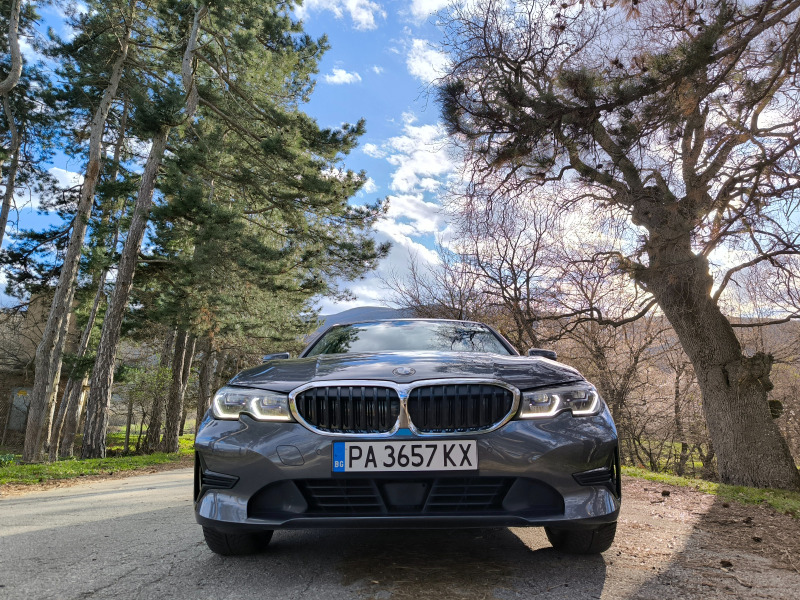 BMW 320 Xdrive 190кс, снимка 1 - Автомобили и джипове - 46401984