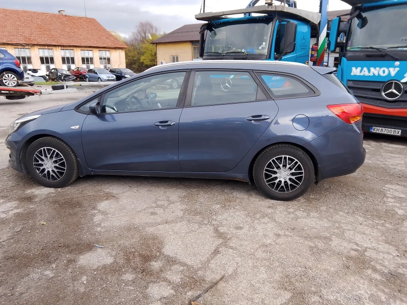 Kia Ceed 1.4.  99к  s бензин климатик, снимка 4 - Автомобили и джипове - 48067261