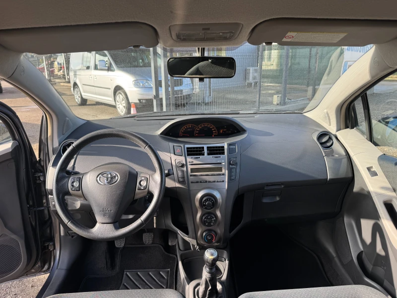 Toyota Yaris 1.3VVT I-101kc-6ck-SOL-FACE LIFT* , снимка 12 - Автомобили и джипове - 48310774