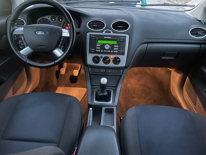 Ford Focus 1.6i 101 к.с., снимка 14 - Автомобили и джипове - 48404617