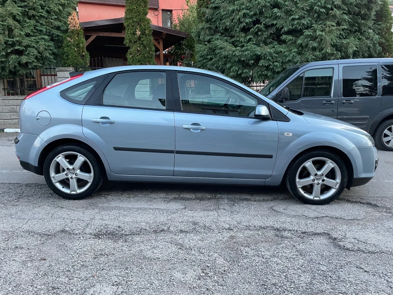 Ford Focus 1.6i 101 к.с., снимка 6 - Автомобили и джипове - 48404617