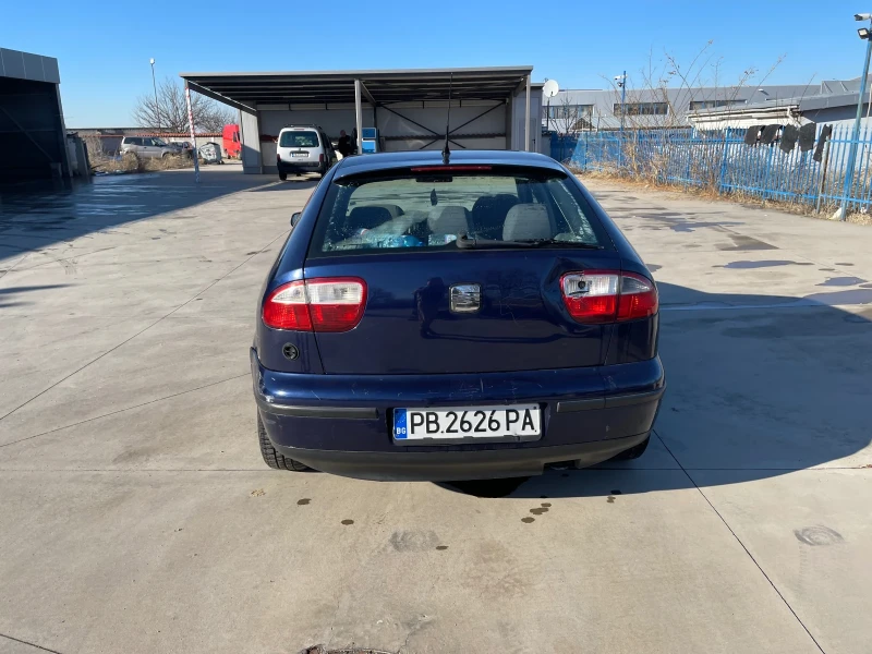 Seat Leon 1.6 Газ/Бензин, снимка 4 - Автомобили и джипове - 48832445