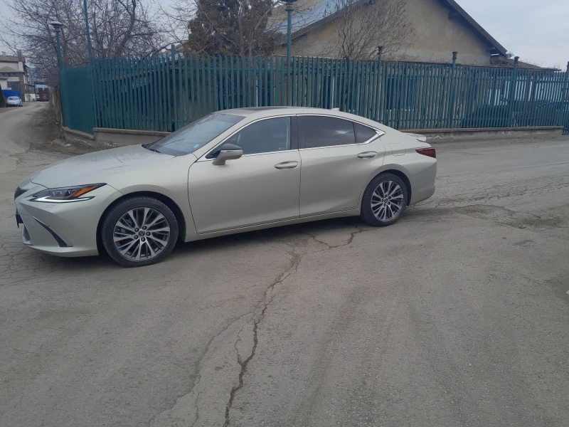 Lexus IS 300, снимка 3 - Автомобили и джипове - 49288175