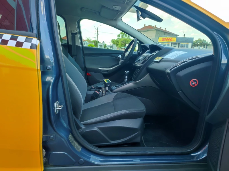 Ford Focus 1.6* TDCI* 95кс* КЛИМА* , снимка 11 - Автомобили и джипове - 51899299