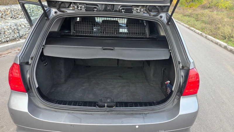 BMW 320, снимка 9 - Автомобили и джипове - 52473591