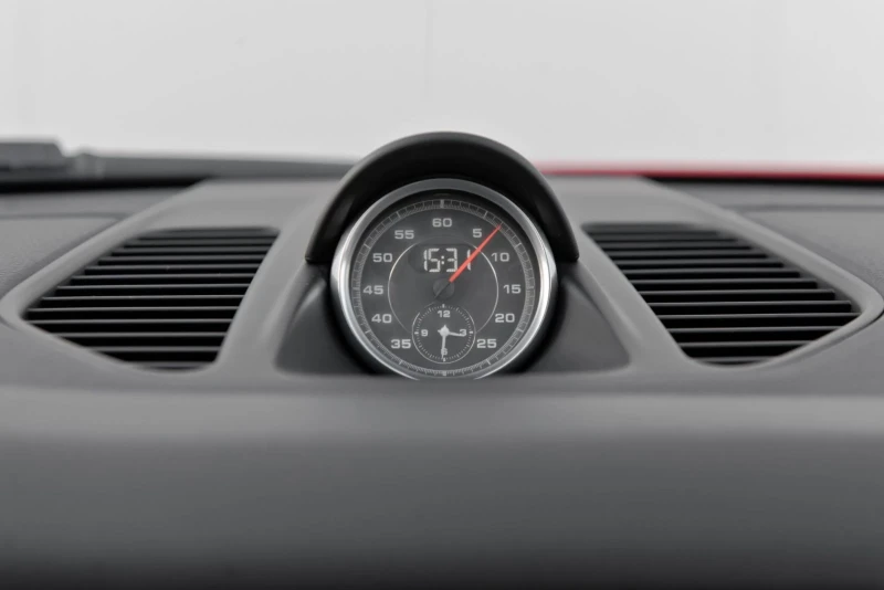 Porsche 911 GTS, снимка 15 - Автомобили и джипове - 52632529