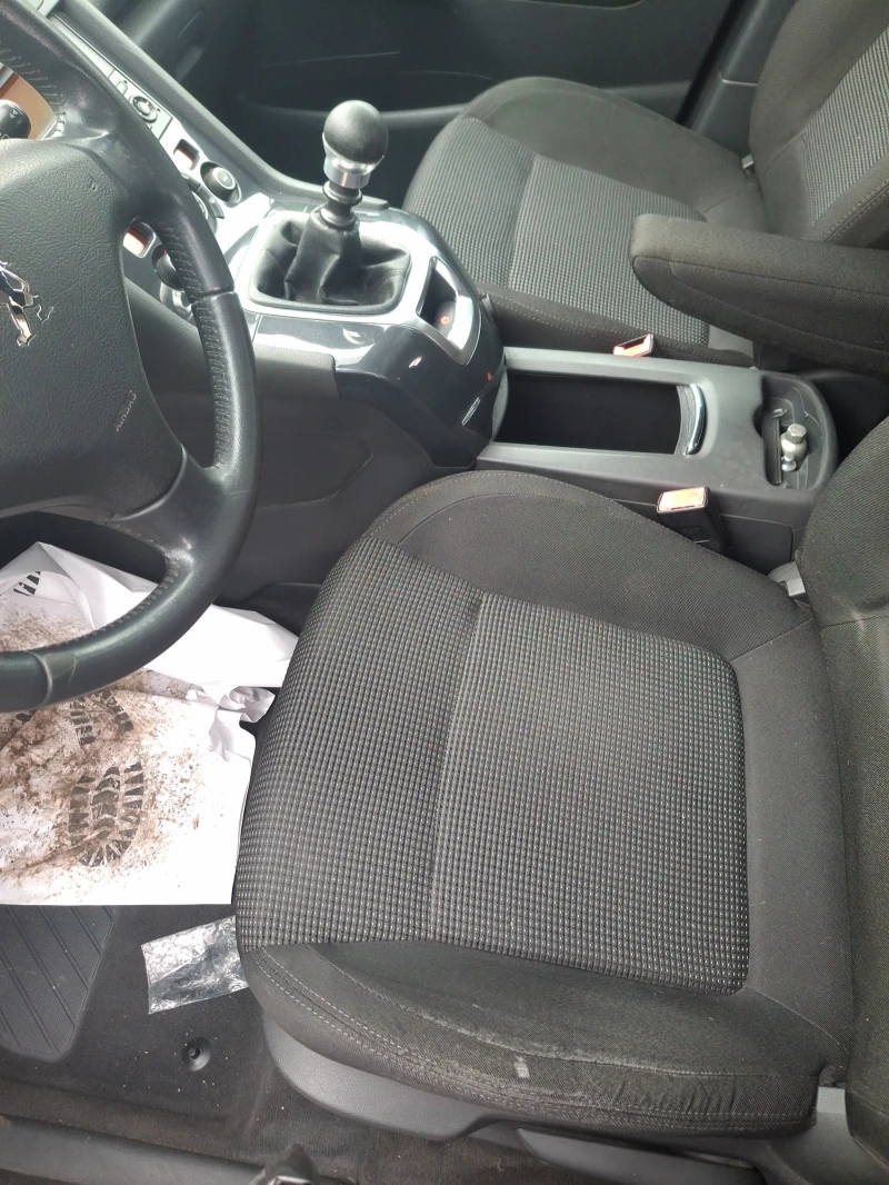 Peugeot 5008 1.6 HDI/ 6+ 1, снимка 6 - Автомобили и джипове - 53223876