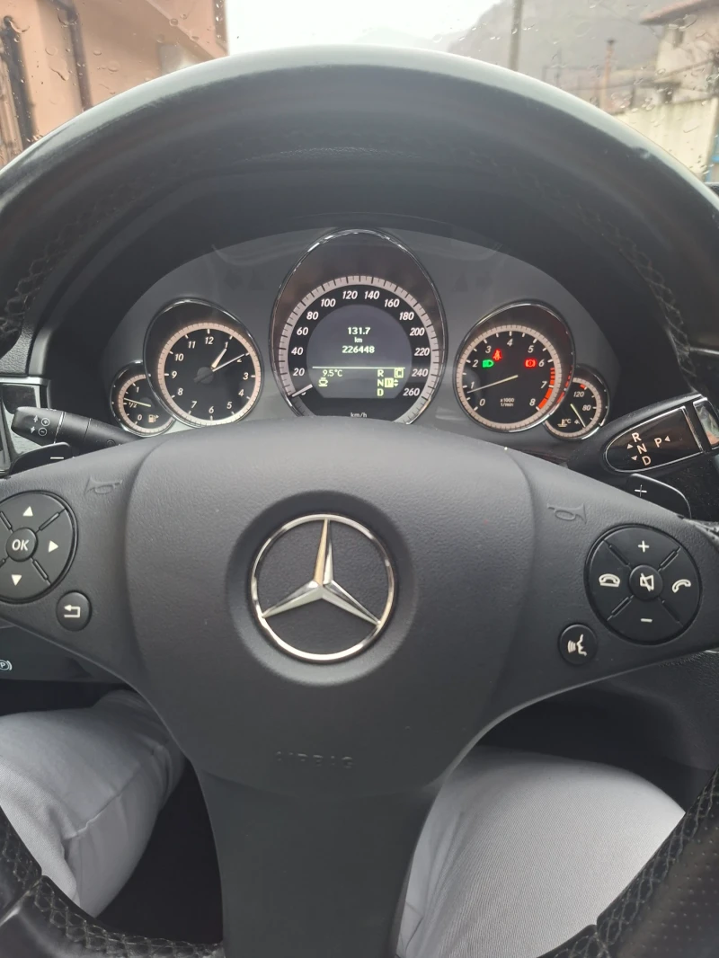Mercedes-Benz E 350, снимка 4 - Автомобили и джипове - 53296170