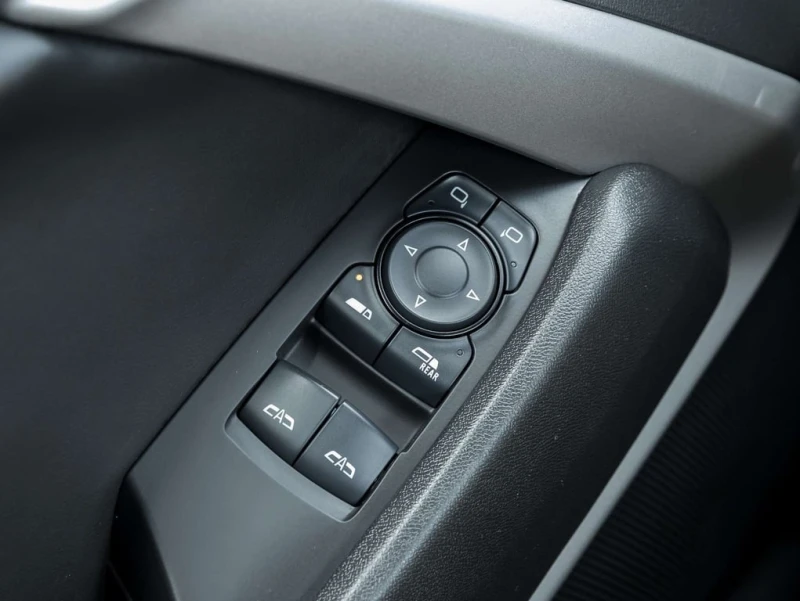 Chevrolet Camaro * 1LT * CARFAX * ЦЕНА ДО БГ, снимка 16 - Автомобили и джипове - 53357232