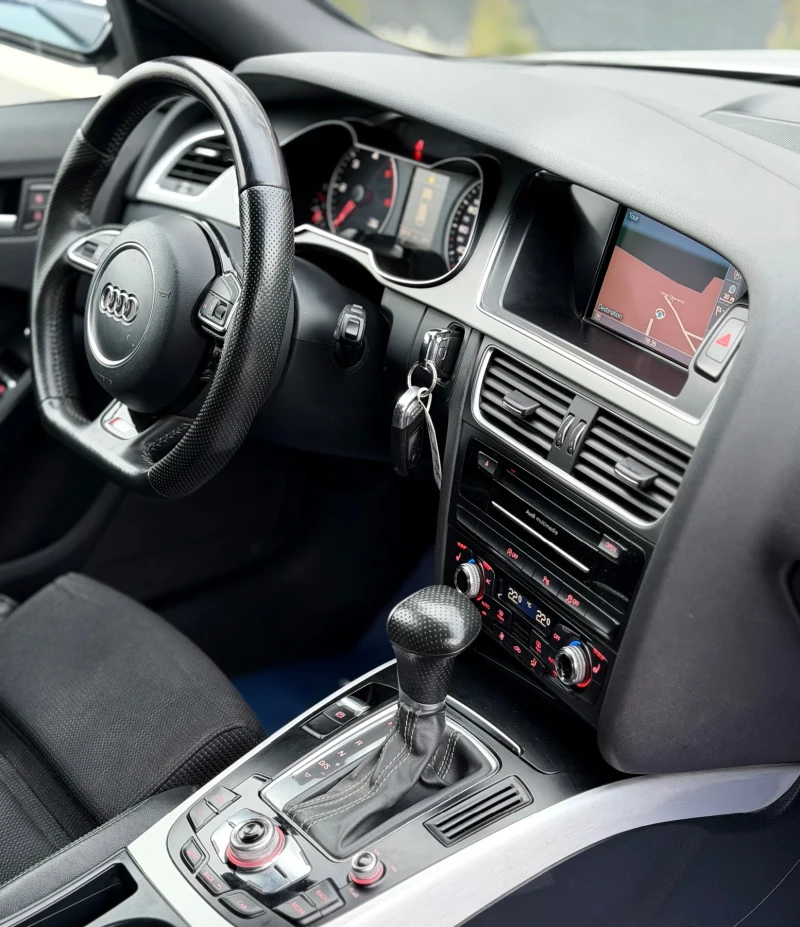 Audi A4 2.0TDI* 177HP* S-LINE* DISTRONIC* СОБСТВЕН ЛИЗИНГ, снимка 10 - Автомобили и джипове - 53540595