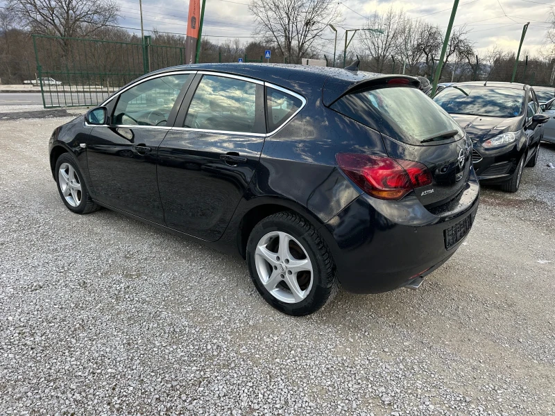 Opel Astra 2.0 CDTI COSMO. 160kc, снимка 6 - Автомобили и джипове - 53564544